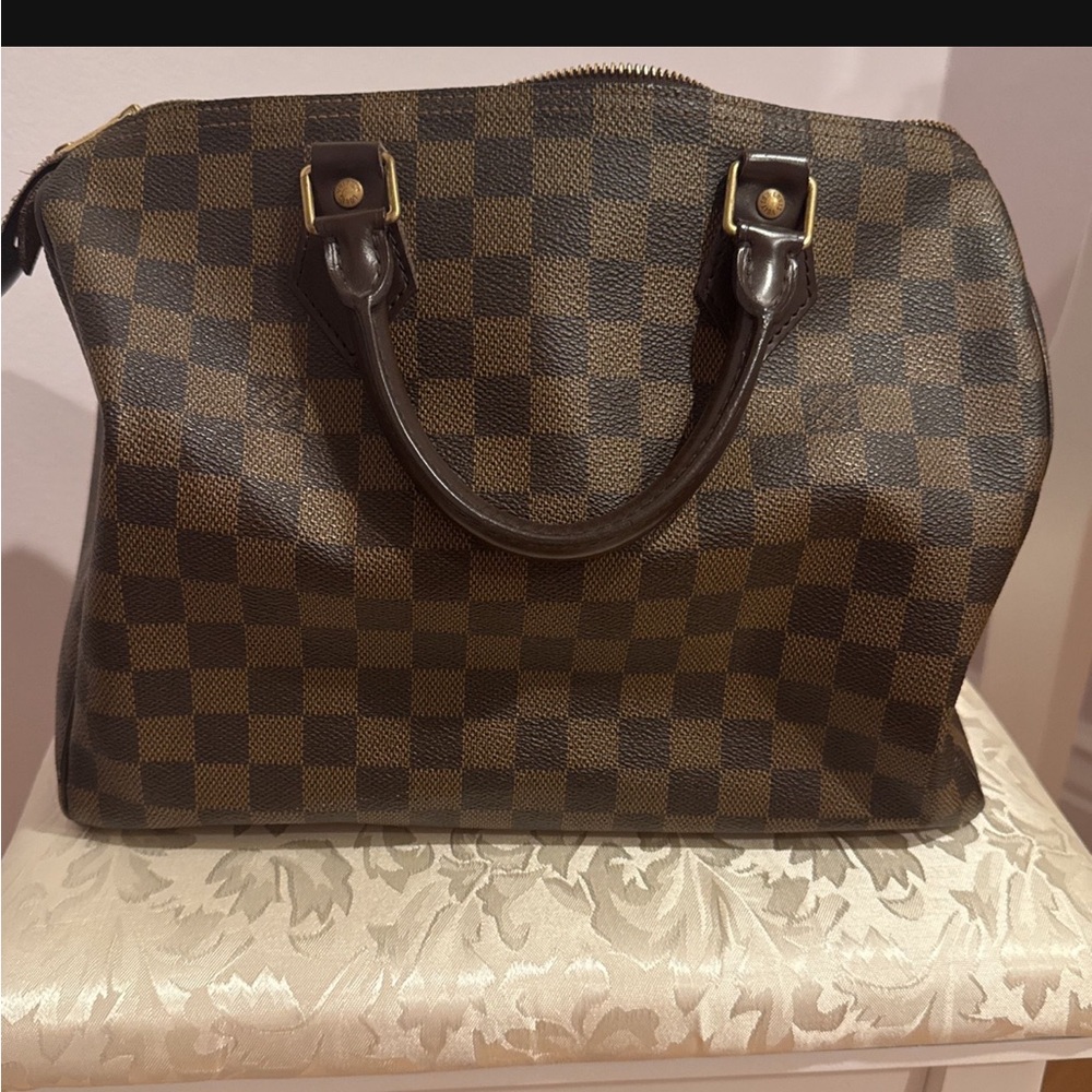 Louis Vuitton Damier 30